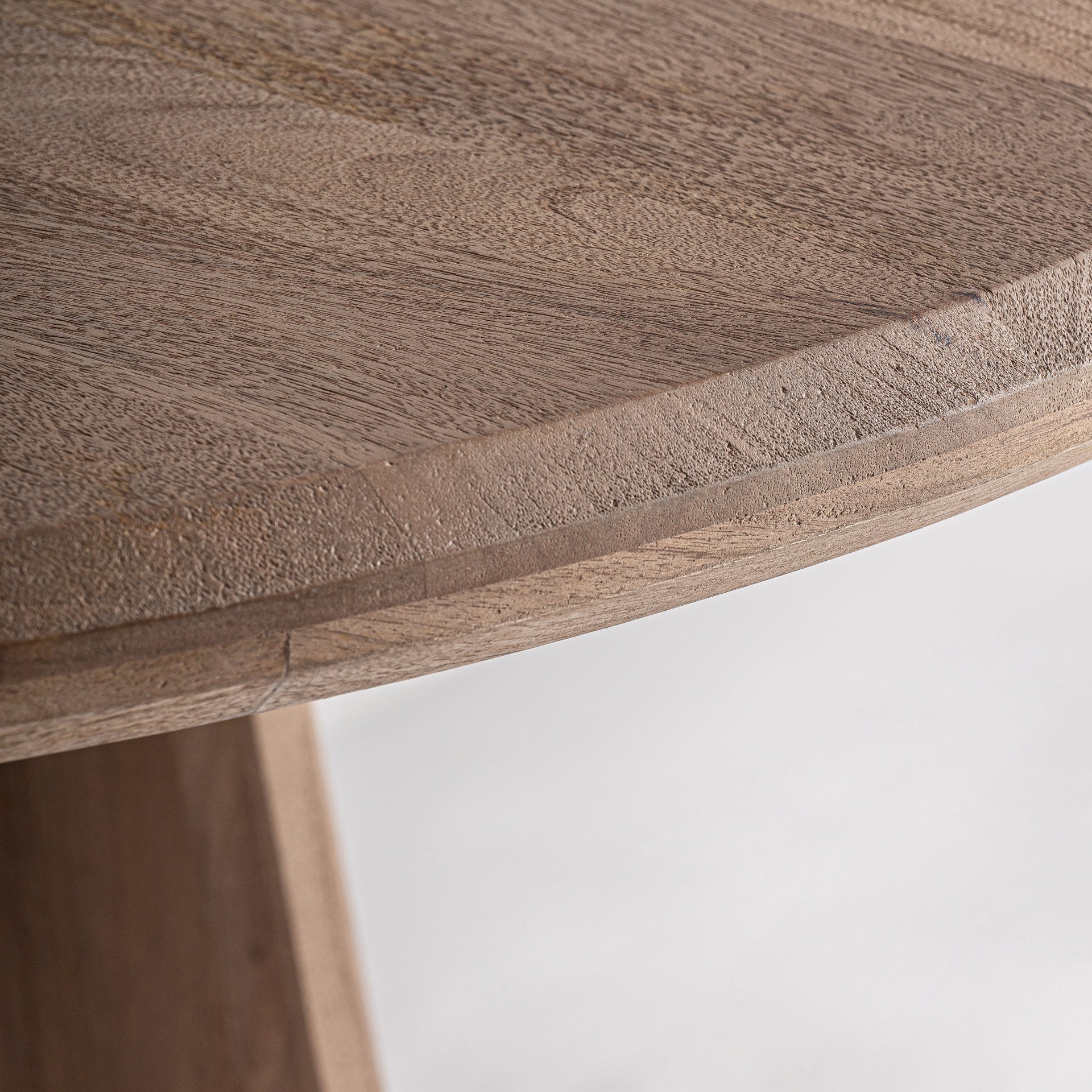 Table ronde bois manguier et fer noir | VICAL Ardoix | REMO-HOME, mobilier design et décoration d'intérieur