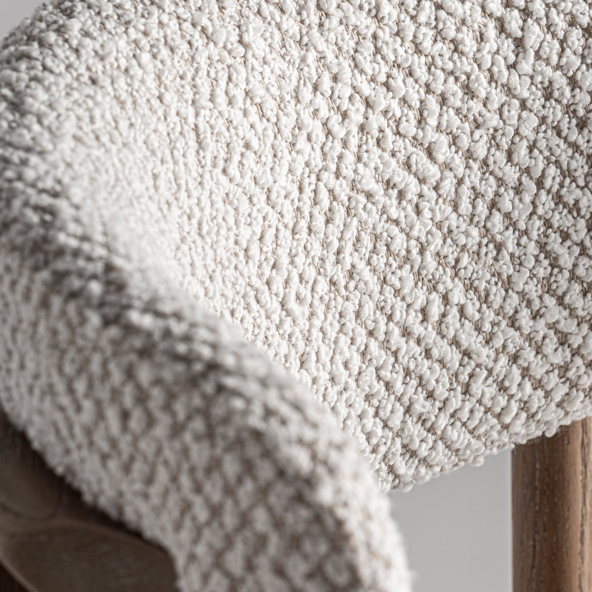 Tabouret de bar en tissu beige | Vical Gerb | REMO-HOME, mobilier design et décoration d'intérieur