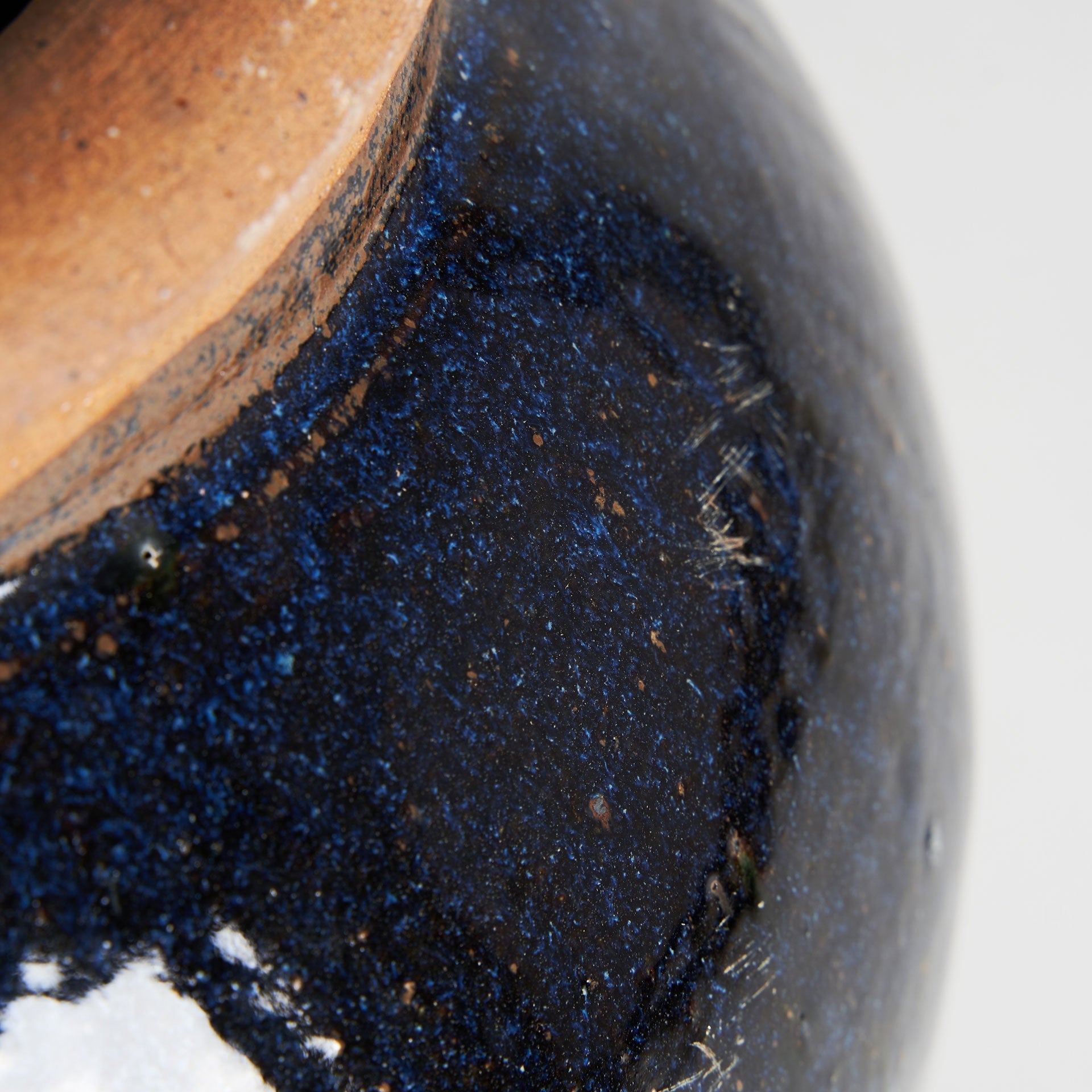 Vase céramique bleu profond émaillé | VICAL Stein | REMO-HOME, mobilier design et décoration d'intérieur