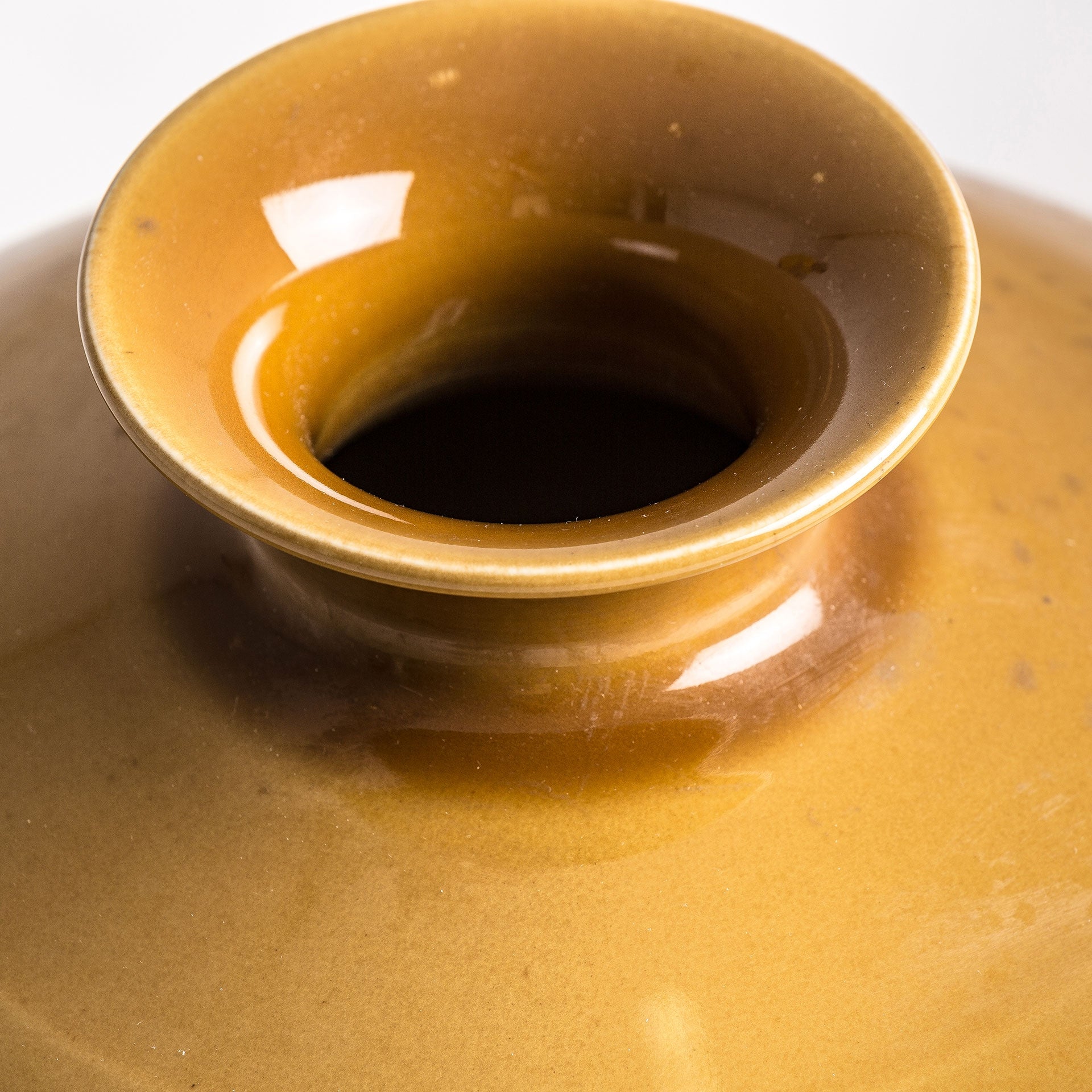 Vase céramique moutarde colonial | VICAL Mostaza | REMO-HOME, mobilier design et décoration d'intérieur