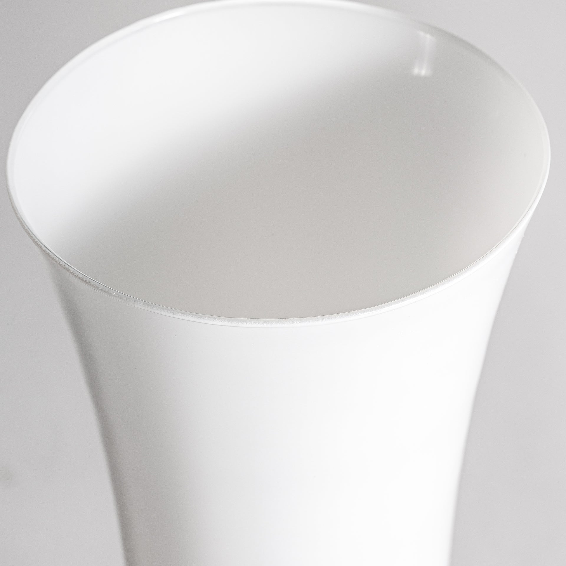 Vase crystal blanc brillant | VICAL Donet | REMO-HOME, mobilier design et décoration d'intérieur