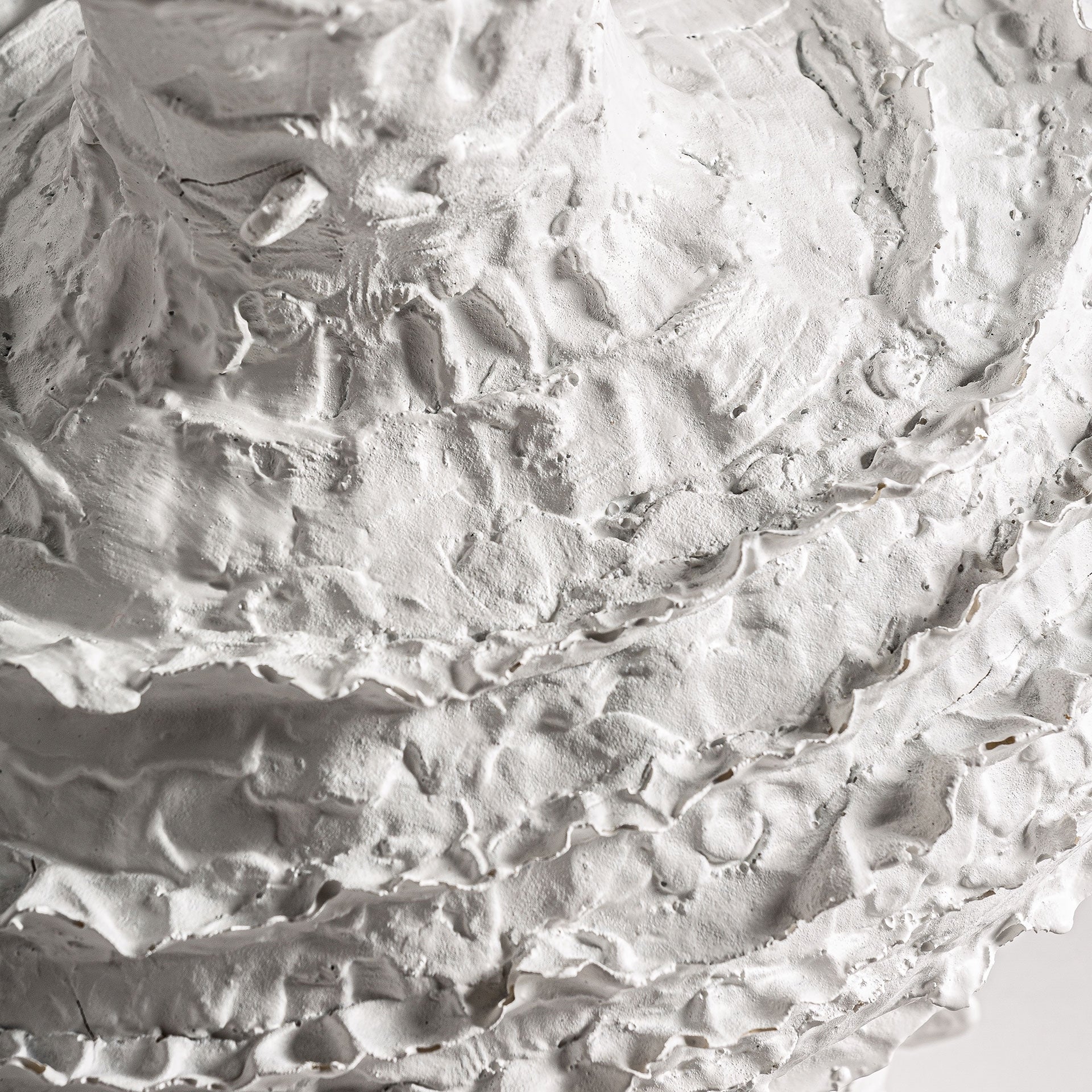 Vase résine blanc design sculptural | VICAL Basilio | REMO-HOME, mobilier design et décoration d'intérieur