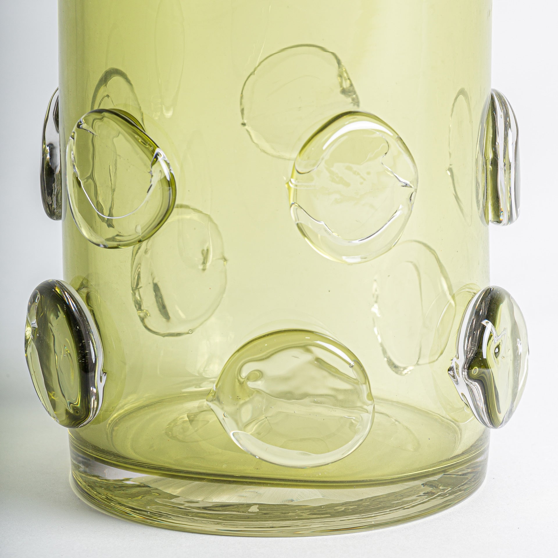 Vase verre vert translucide 25cm | VICAL Kio | REMO-HOME, mobilier design et décoration d'intérieur
