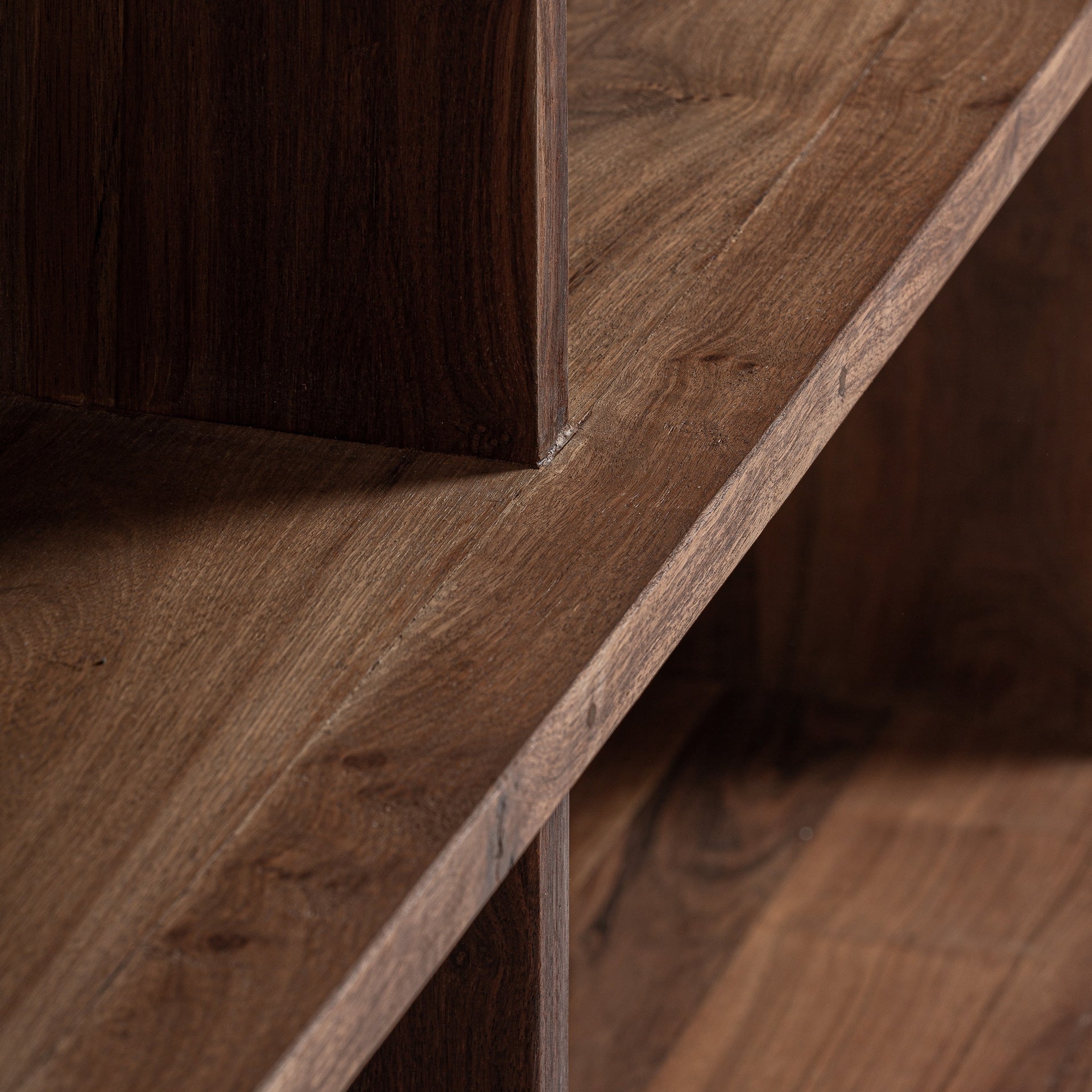 Étagère Modulaire Marron 188cm | VICAL Brutalist | REMO-HOME, mobilier design et décoration d'intérieur