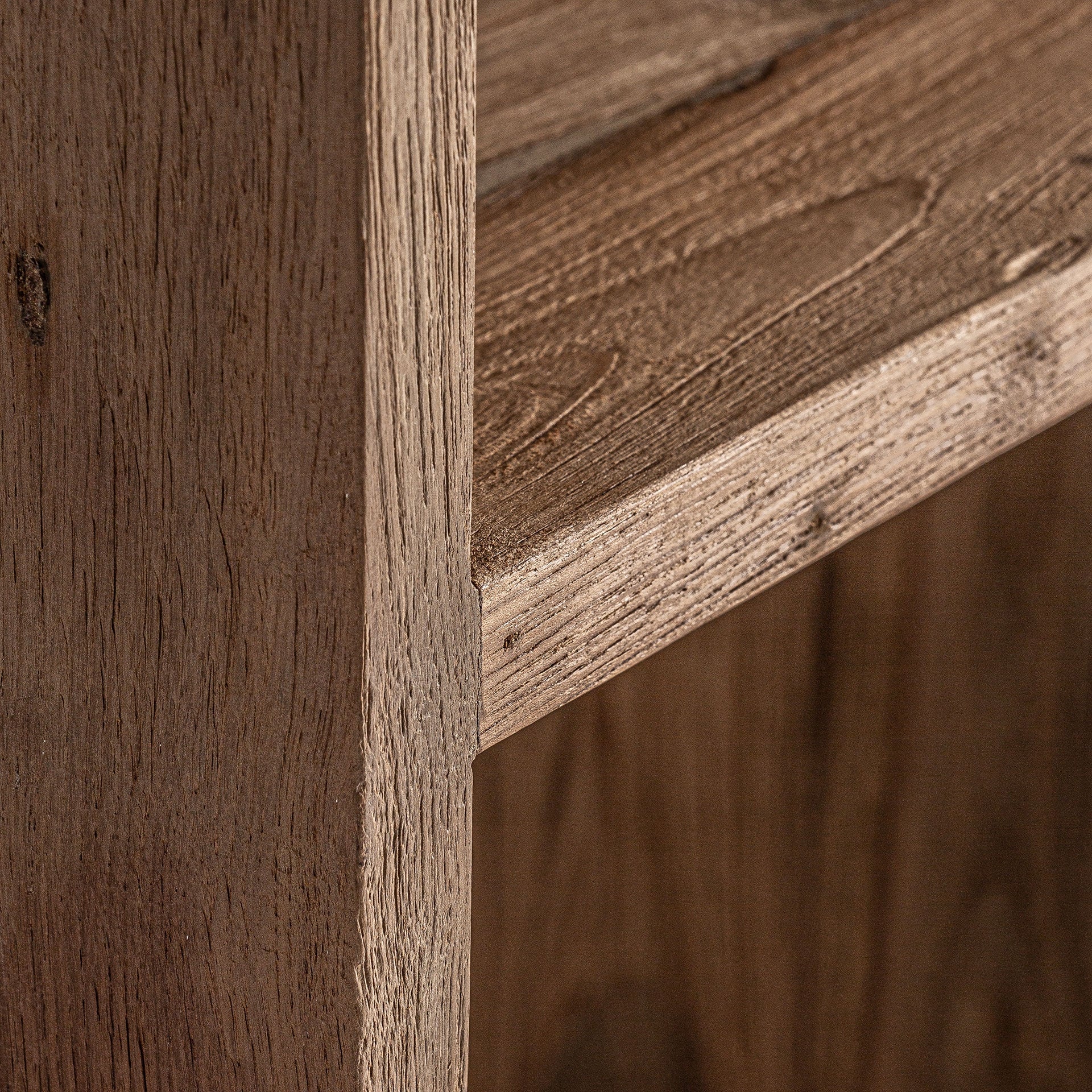 Étagère bois de chemin de fer marron | VICAL Lux | REMO-HOME, mobilier design et décoration d'intérieur